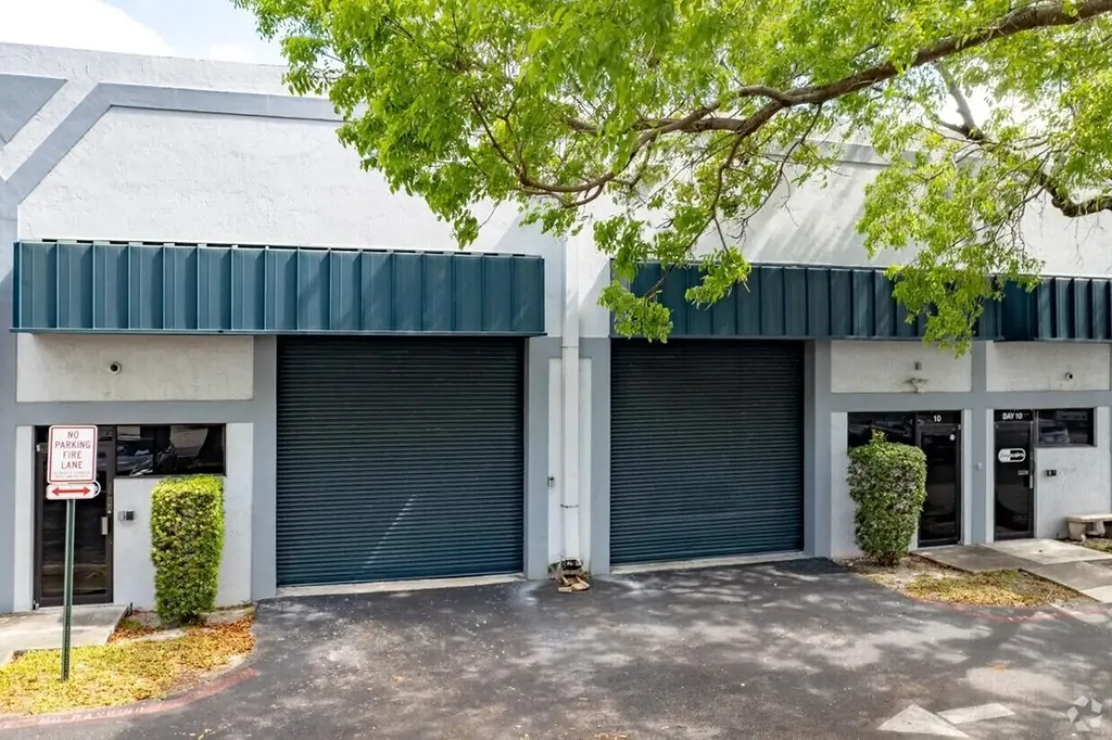 6741 W Sunrise Boulevard Plantation FL 33313