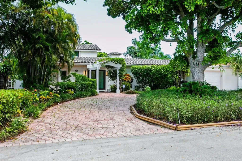 1806 NE 22nd Terrace Fort Lauderdale FL 33305