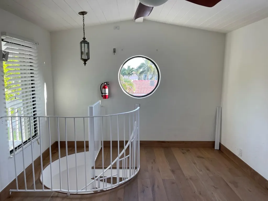 1806 NE 22nd Terrace Fort Lauderdale FL 33305