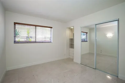 1806 NE 22nd Terrace Fort Lauderdale FL 33305