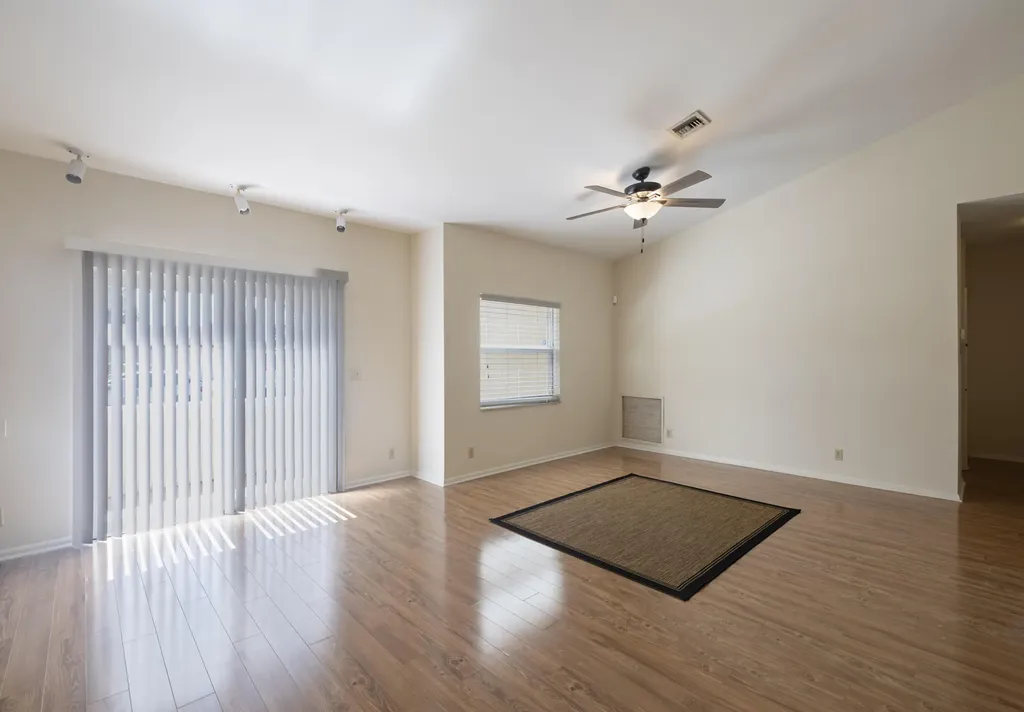 10195 Greentrail Drive Boynton Beach FL 33436