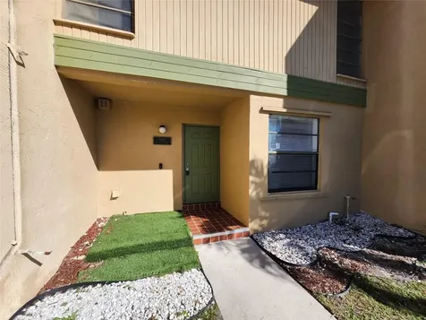 9421 NW 15th Street Pembroke Pines FL 33024