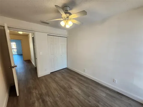 9421 NW 15th Street Pembroke Pines FL 33024
