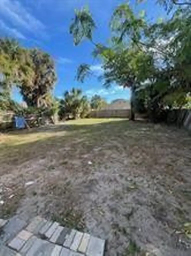 516 20th Street West Palm Beach FL 33407