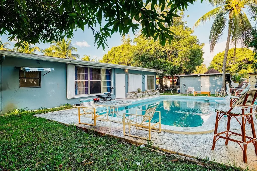 3820 SW 10th Court Fort Lauderdale FL 33312