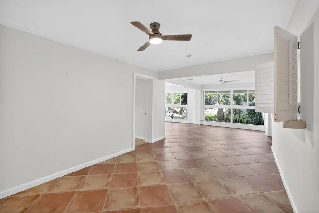 2317 NE 12th Street Fort Lauderdale FL 33304