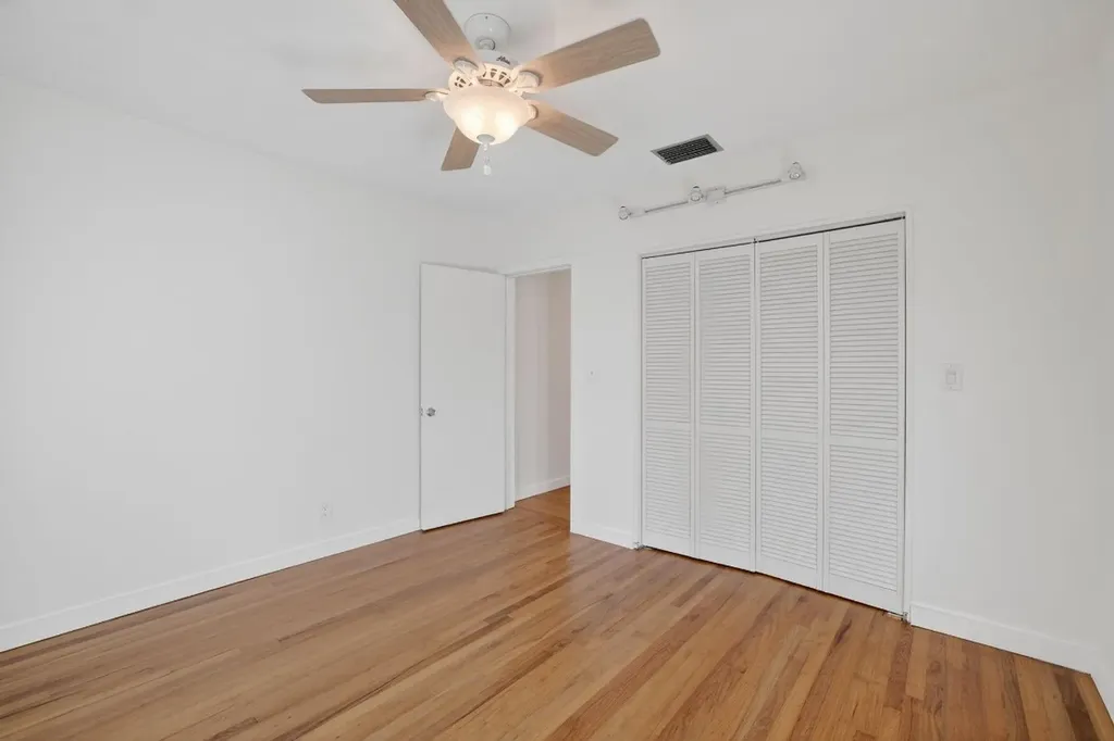 2317 NE 12th Street Fort Lauderdale FL 33304