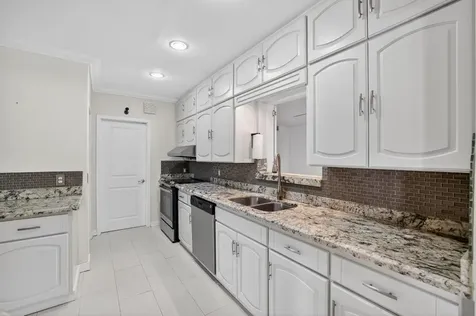 2317 NE 12th Street Fort Lauderdale FL 33304