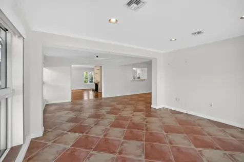 2317 NE 12th Street Fort Lauderdale FL 33304
