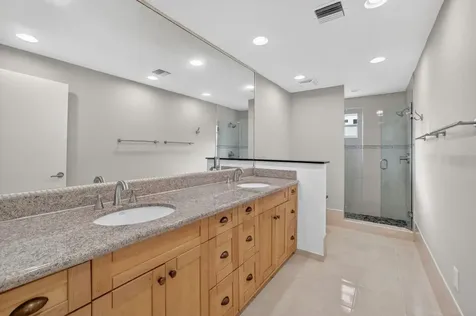 2317 NE 12th Street Fort Lauderdale FL 33304