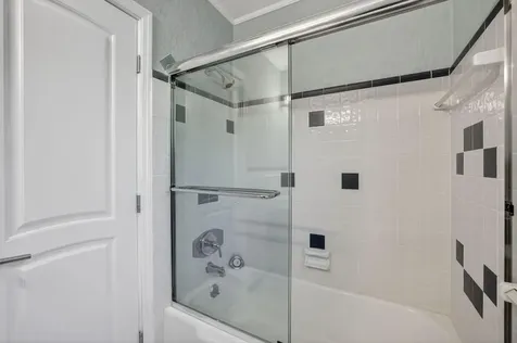 2317 NE 12th Street Fort Lauderdale FL 33304