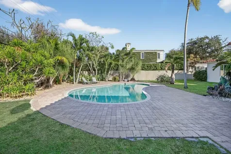 2317 NE 12th Street Fort Lauderdale FL 33304