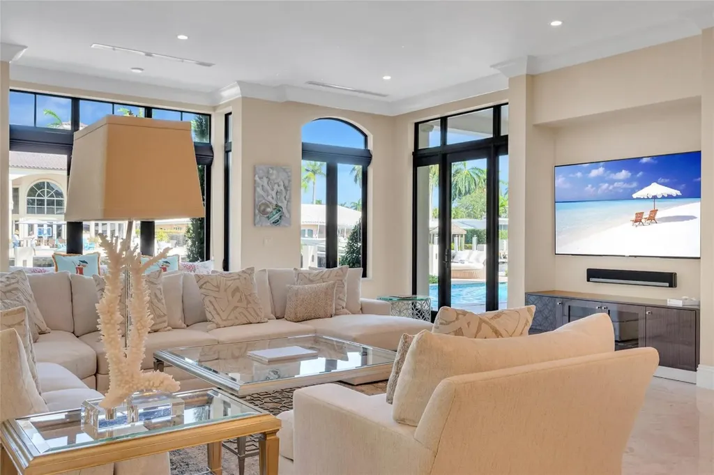 156 Fiesta Way Fort Lauderdale FL 33301