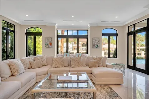 156 Fiesta Way Fort Lauderdale FL 33301