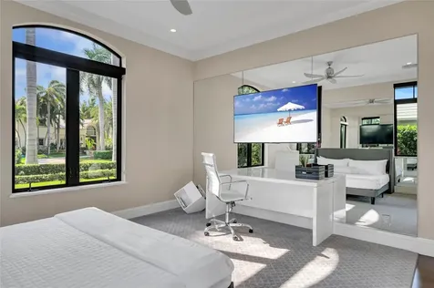 156 Fiesta Way Fort Lauderdale FL 33301