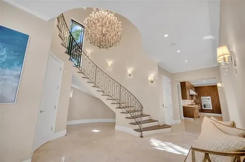 156 Fiesta Way Fort Lauderdale FL 33301