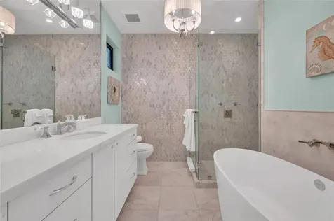 156 Fiesta Way Fort Lauderdale FL 33301