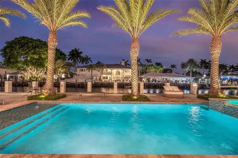 156 Fiesta Way Fort Lauderdale FL 33301
