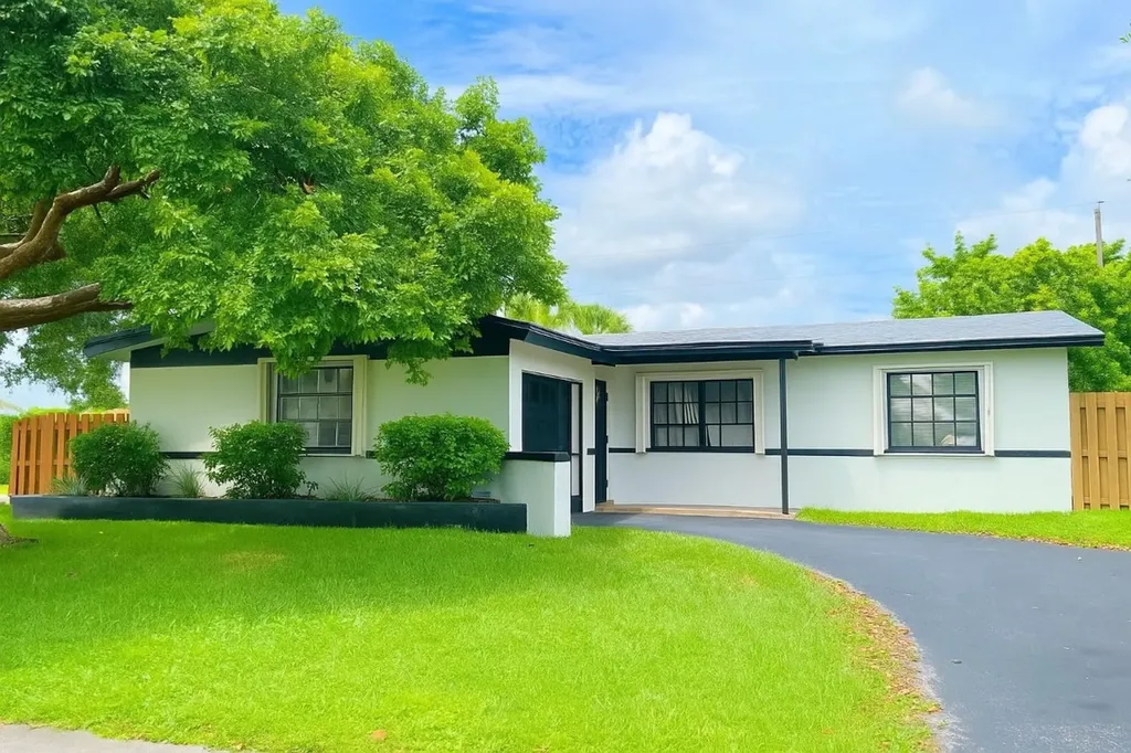 9171 NW 26th Street Sunrise FL 33322