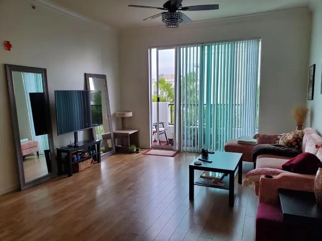 2401 NE 65th Street Fort Lauderdale FL 33308