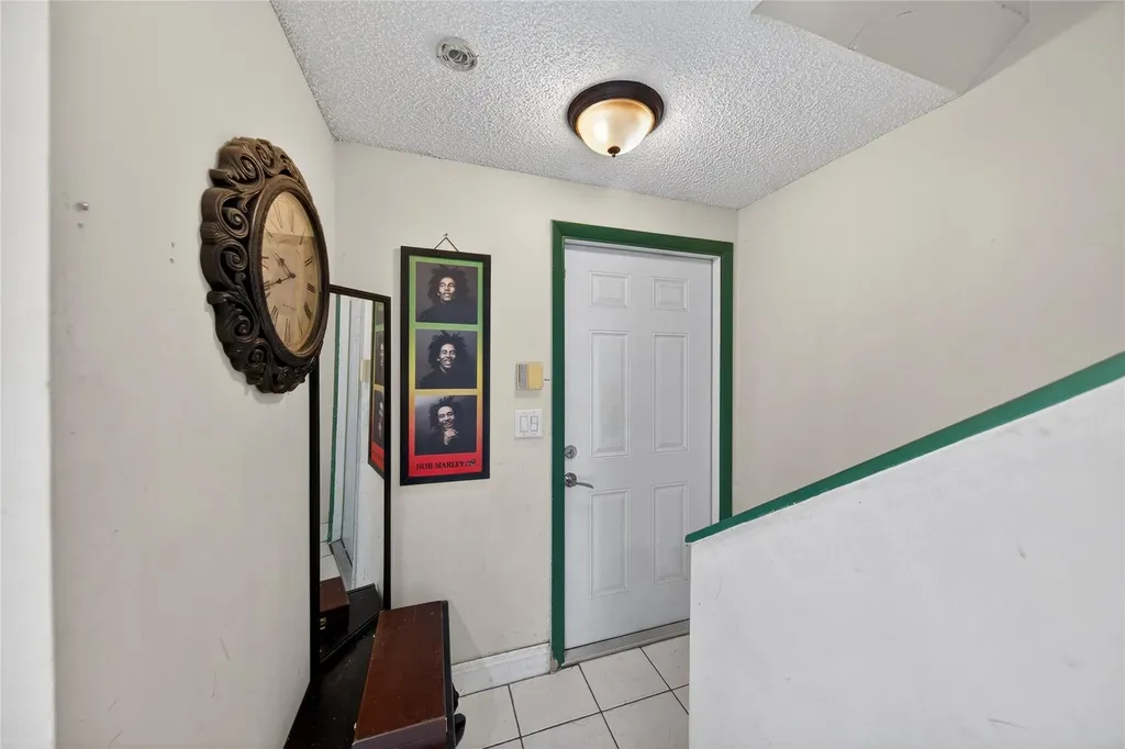 127 SW 3rd Street Pompano Beach FL 33060