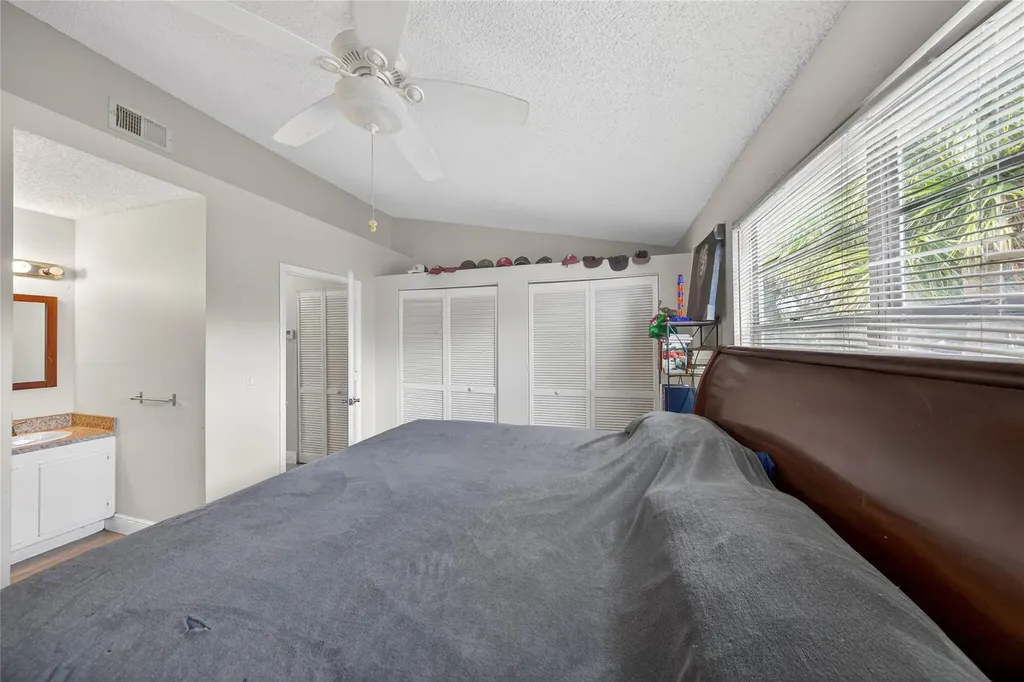 127 SW 3rd Street Pompano Beach FL 33060