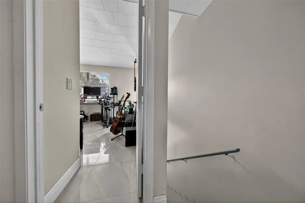 127 SW 3rd Street Pompano Beach FL 33060