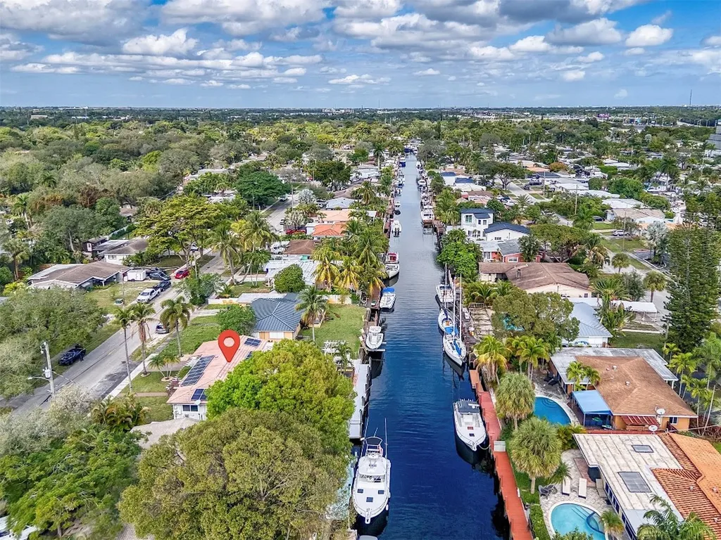 2100 SW 23rd Terrace Fort Lauderdale FL 33312