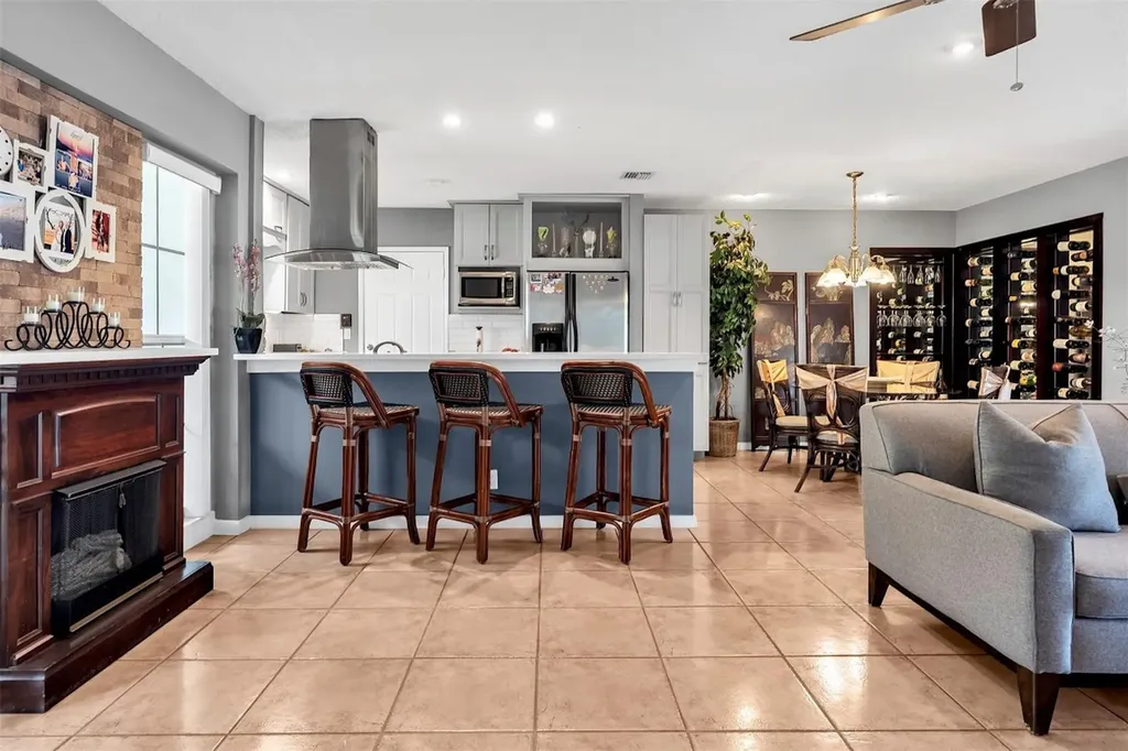 2100 SW 23rd Terrace Fort Lauderdale FL 33312