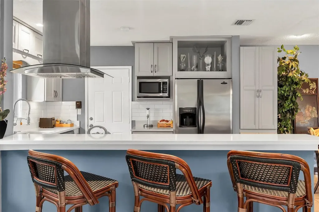 2100 SW 23rd Terrace Fort Lauderdale FL 33312