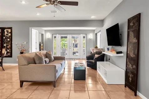 2100 SW 23rd Terrace Fort Lauderdale FL 33312