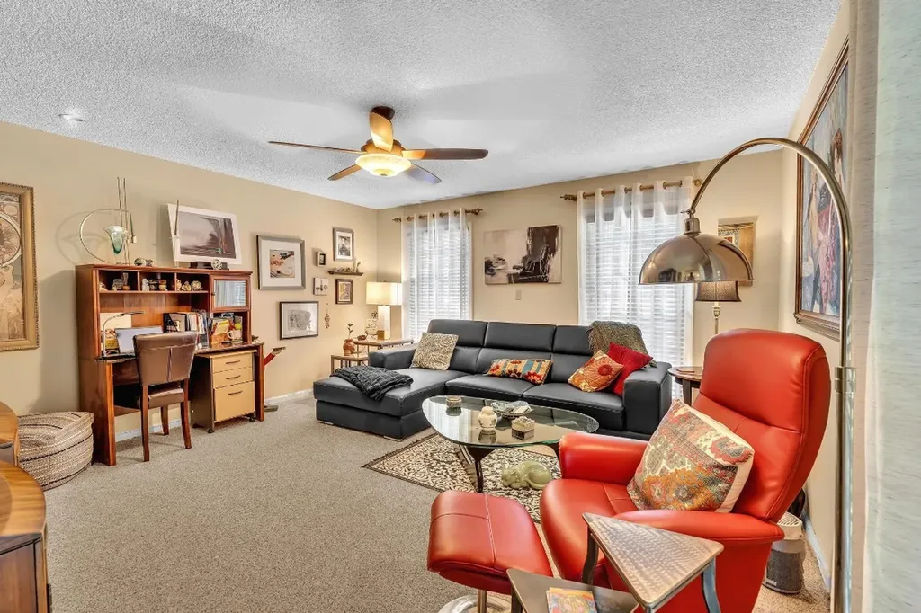 9050 Jacaranda Lane Plantation FL 33324
