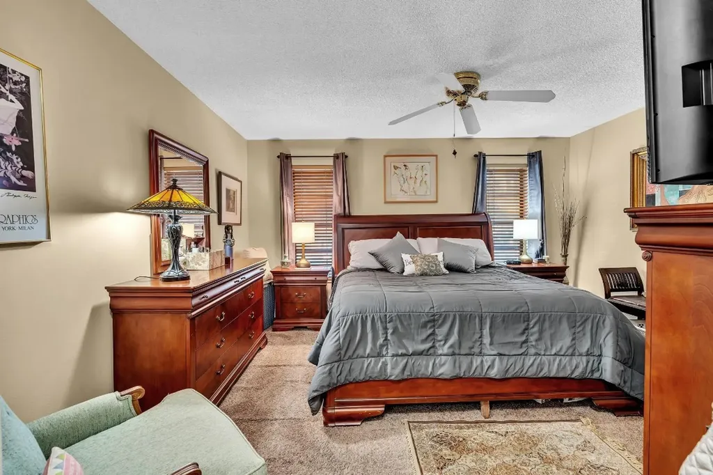 9050 Jacaranda Lane Plantation FL 33324