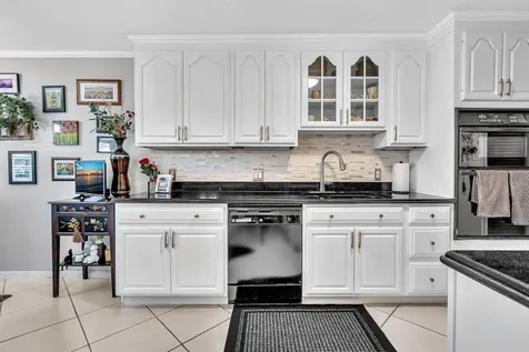 9050 Jacaranda Lane Plantation FL 33324