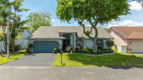 9910 NW 53rd Court Coral Springs FL 33076