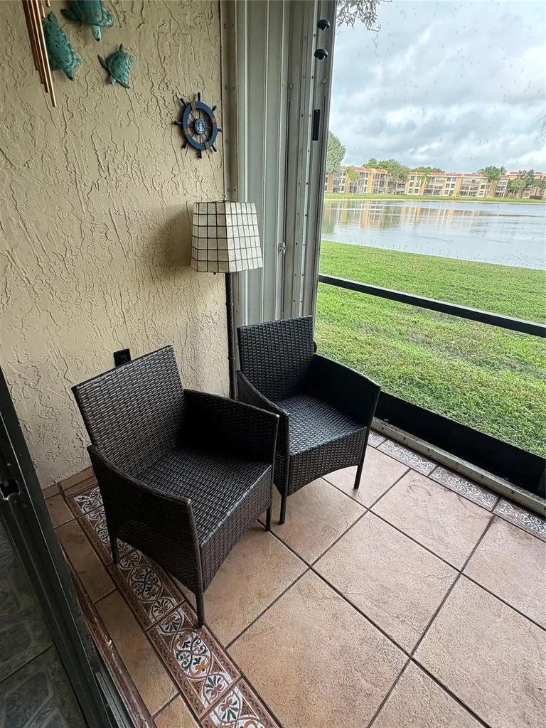 6207 Coral Lake Drive Pompano Beach FL 33063