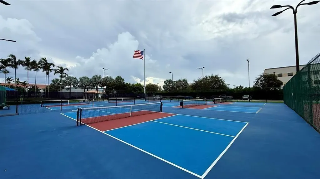 6207 Coral Lake Drive Pompano Beach FL 33063