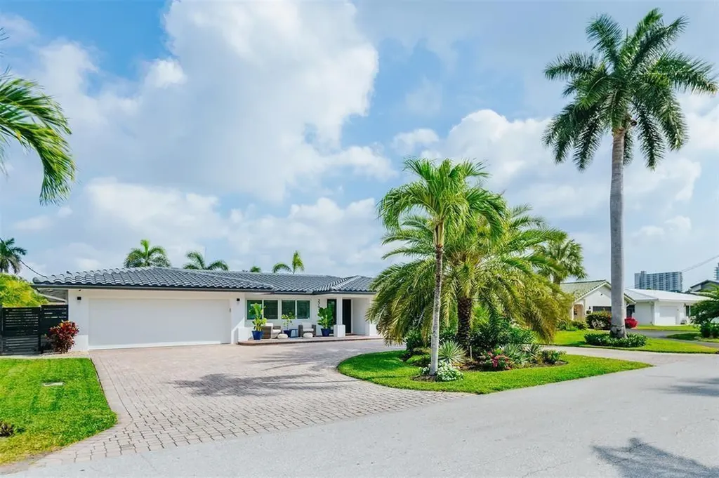 2791 NE 9th Court Pompano Beach FL 33062