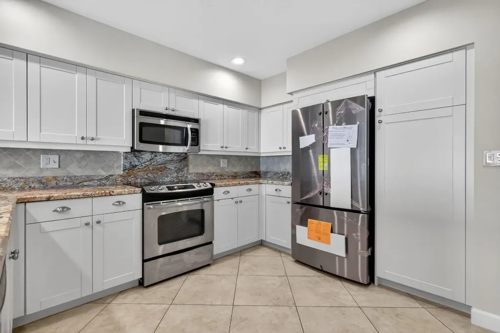 2125 NE 56th Court Fort Lauderdale FL 33308