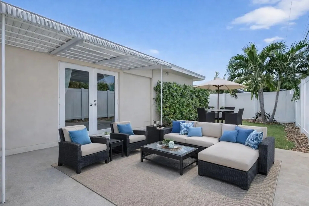 2125 NE 56th Court Fort Lauderdale FL 33308