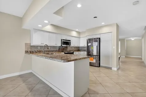 2125 NE 56th Court Fort Lauderdale FL 33308