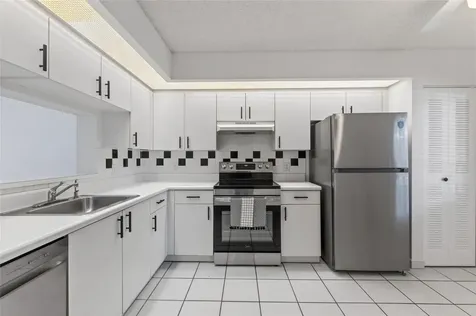 900 SW 142nd Avenue Pembroke Pines FL 33027