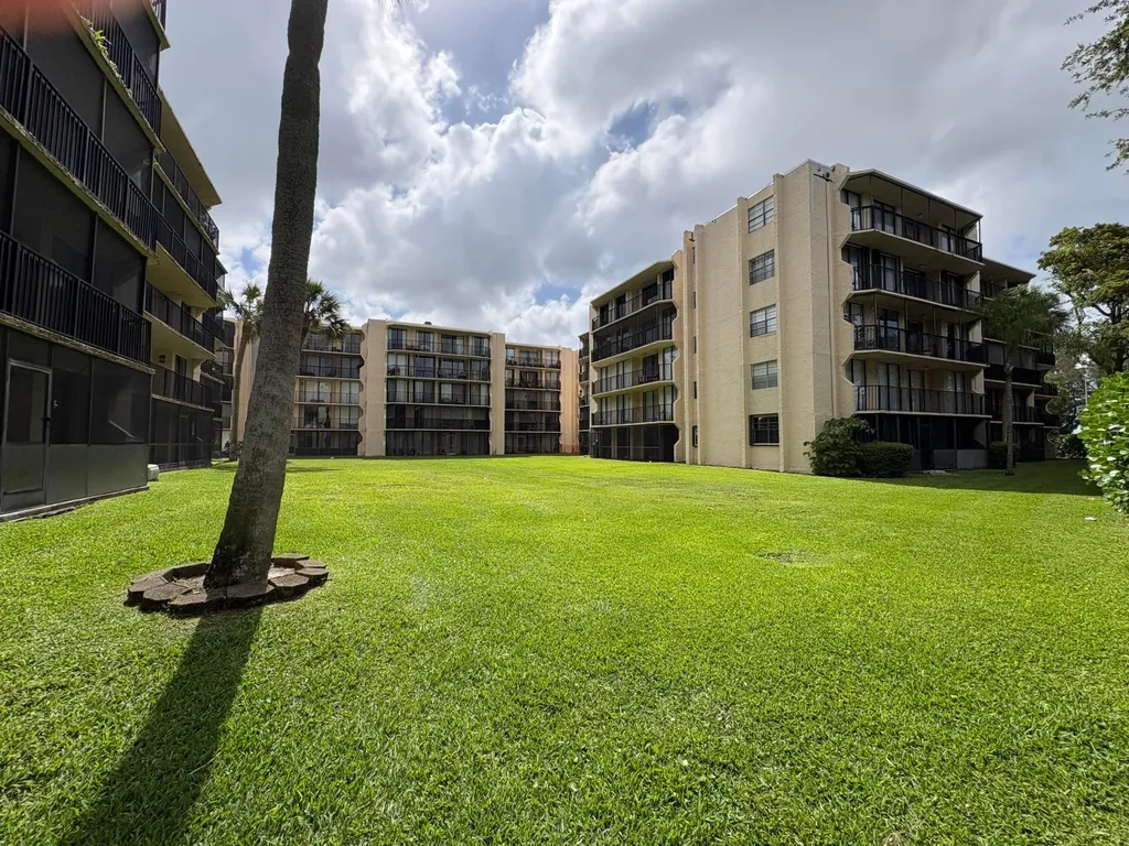 3590 Blue Lake Drive Pompano Beach FL 33064