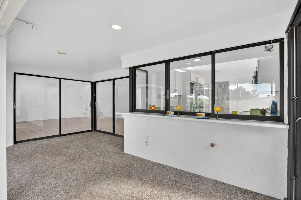 661 Hollows Circle Deerfield Beach FL 33442