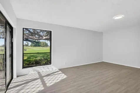 661 Hollows Circle Deerfield Beach FL 33442