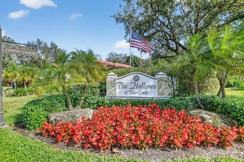 661 Hollows Circle Deerfield Beach FL 33442