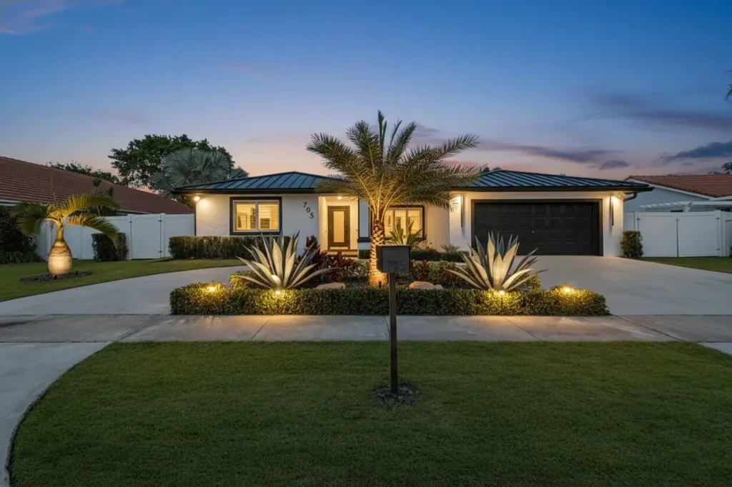 795 Camino Lakes Circle Boca Raton FL 33486