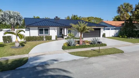 795 Camino Lakes Circle Boca Raton FL 33486