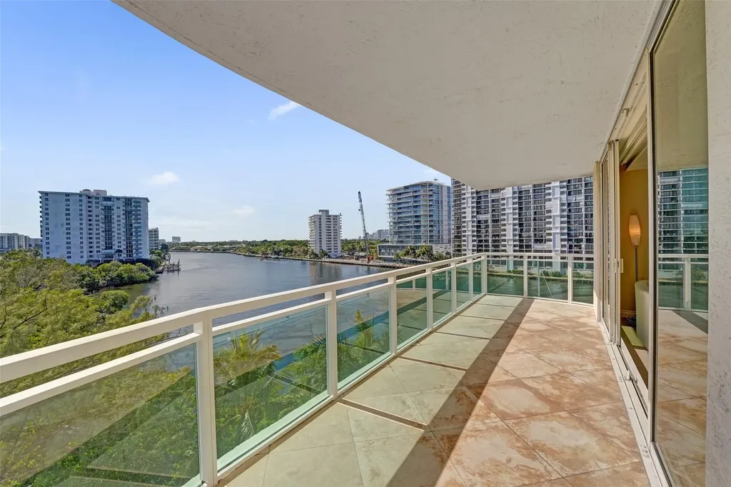 2845 NE 9th Street Fort Lauderdale FL 33304