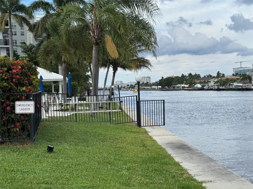 6219 Bay Club Drive Fort Lauderdale FL 33308